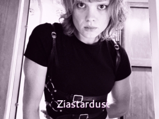 ziastardust Just Amateurs